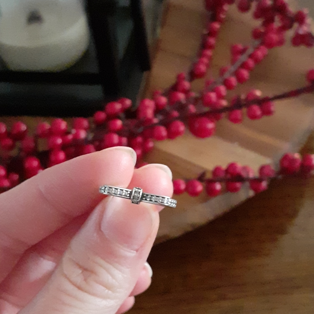 Pandora Bow Ring